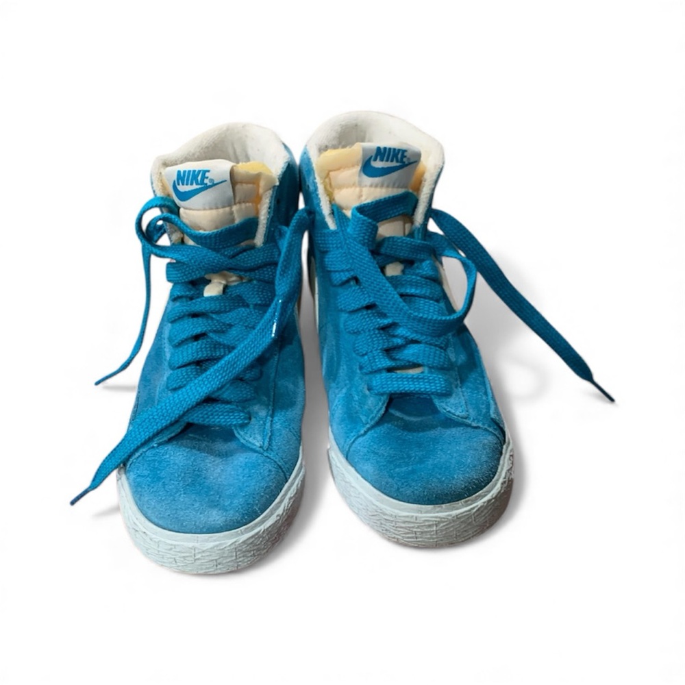 Nike Vibrant Blue Sneakers